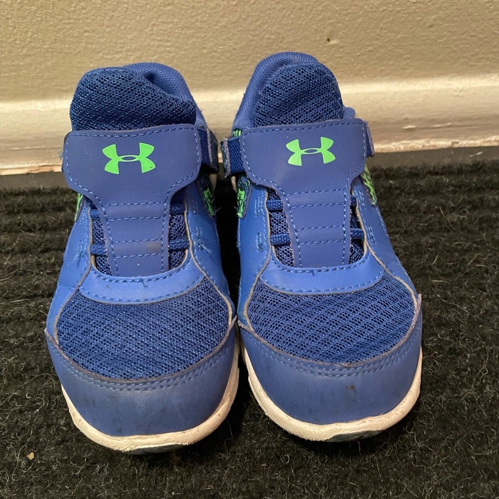 Blue Size 10K Under Armour Shoes